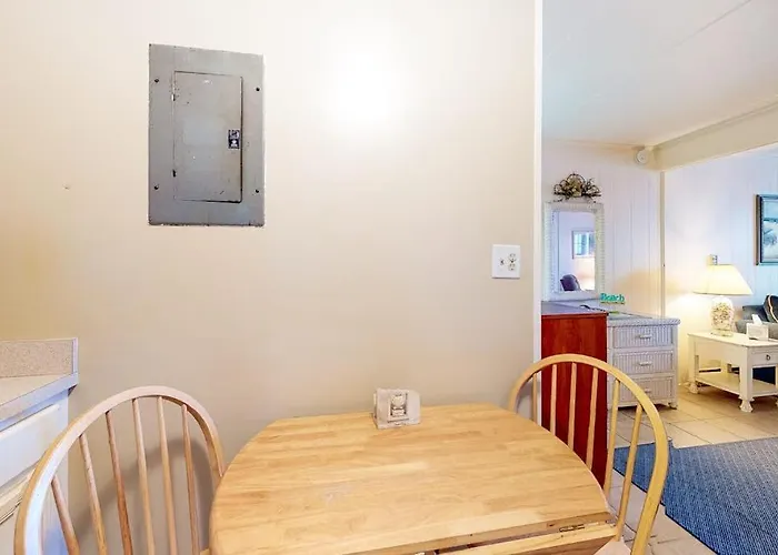 Three Cheers 106n Ocean City